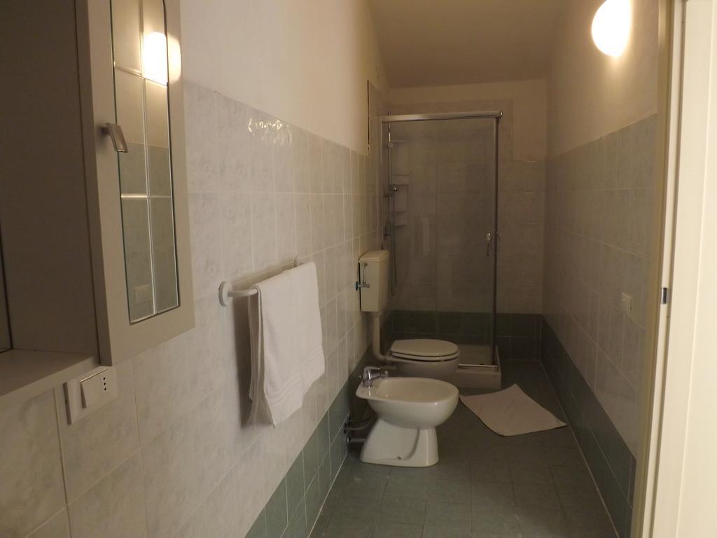 B&B Central Toma Монтекатіні-Терме Екстер'єр фото
