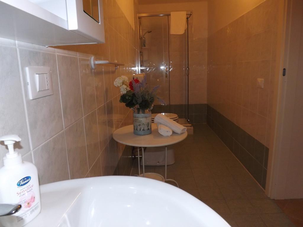 B&B Central Toma Монтекатіні-Терме Екстер'єр фото